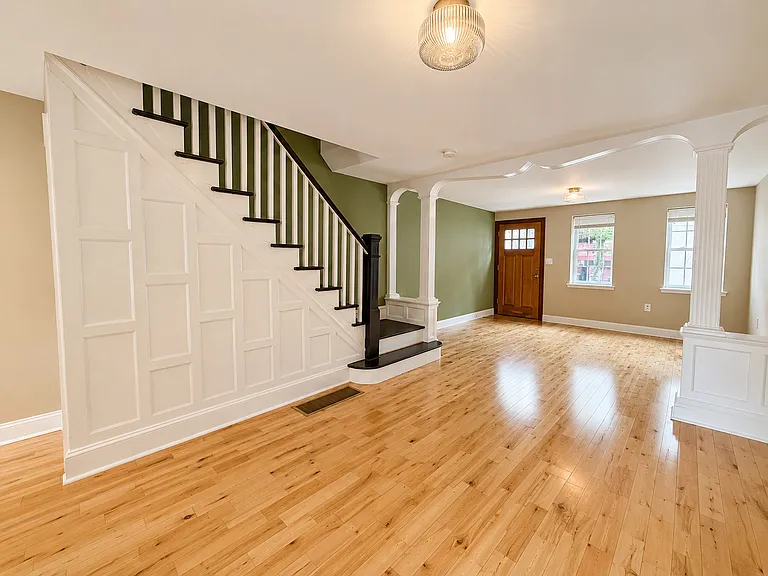 1629 S Jessup St — Photo 3