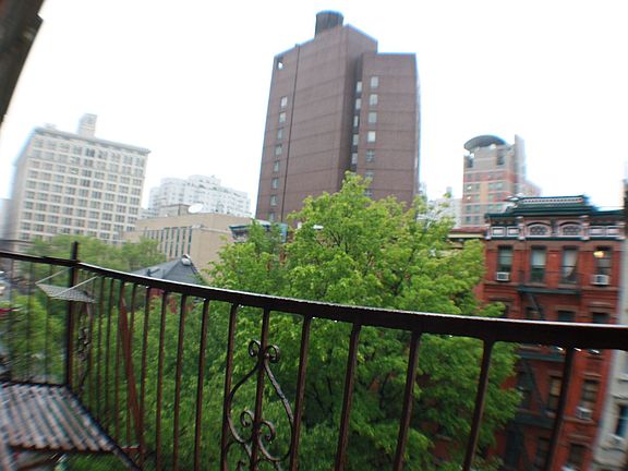 5th image of 14 Saint Marks Pl #3B