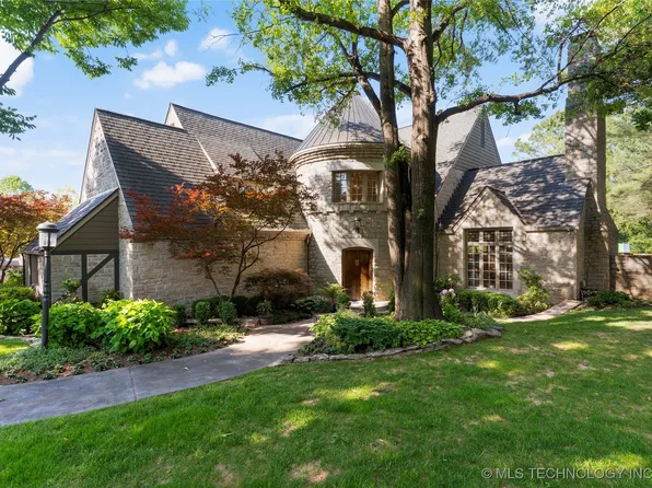2715 S Birmingham Pl, Tulsa, OK 74114