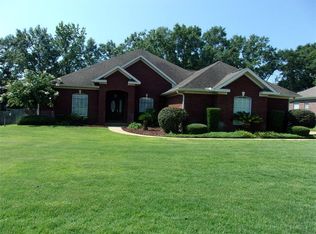 306 E Sommer Oak Dr, Enterprise, AL 36330