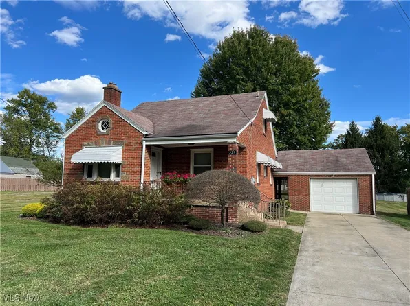 225 S Raccoon Rd, Youngstown, OH 44515