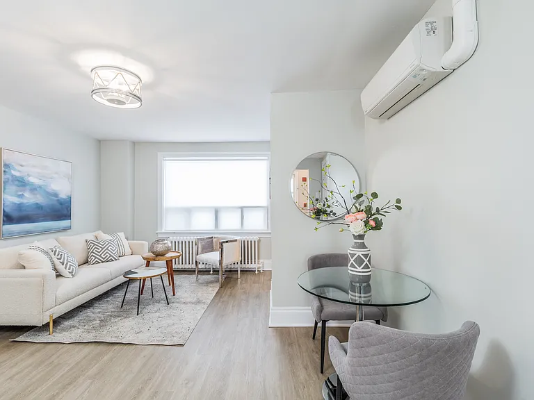 1 Kingswood Rd #1 — Photo 13