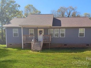 262 S Pea Ridge Rd, Mooresboro, NC 28114