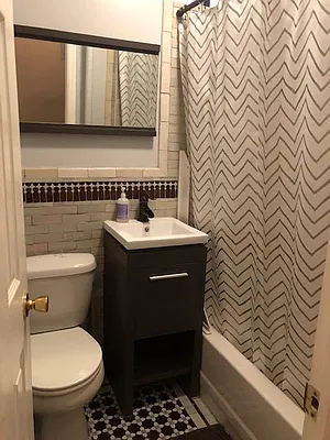 Rented by Fay Kong, LREB | media 29