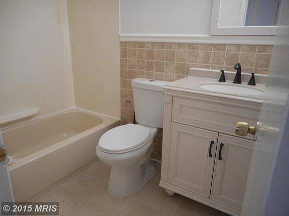 NEW full Bath new ceramic tile, new Sink & Mirror