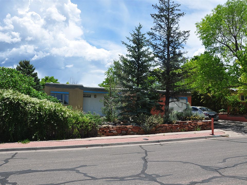 1st image of 2077 Camino Lado
