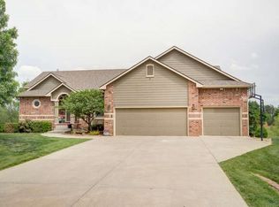 15322 W Hendryx Ct, Goddard, KS 67052