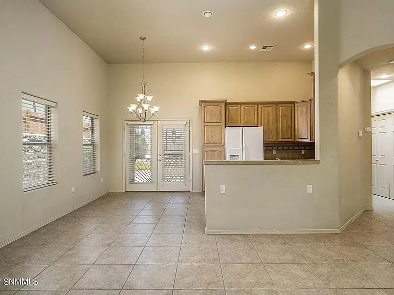 1892 N Sonoma Ranch Blvd — Photo 14
