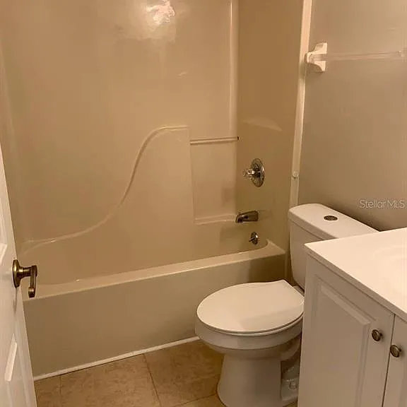 38 Lindsay Dr #A — Photo 9