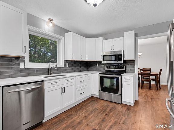 3rd image of 159 Mill Hill Road
