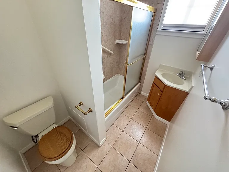 1341 N Bronson Ave #7A — Photo 16