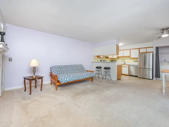 380 Summerwalk Cir, Chapel Hill, NC 27517