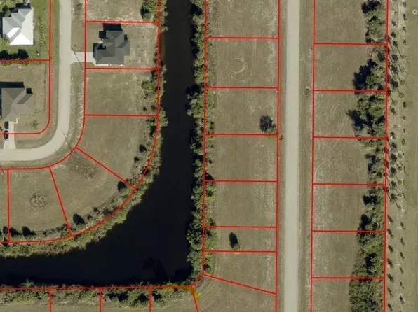 3607 NW 41st Ter, Cape Coral, FL 33993