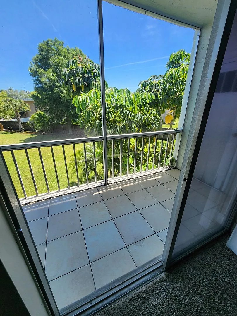 2-Bedroom Condo With Tampa Bay Views In Desirable Tradewinds Community! Labor Day Special! $400 O... — Photo 4