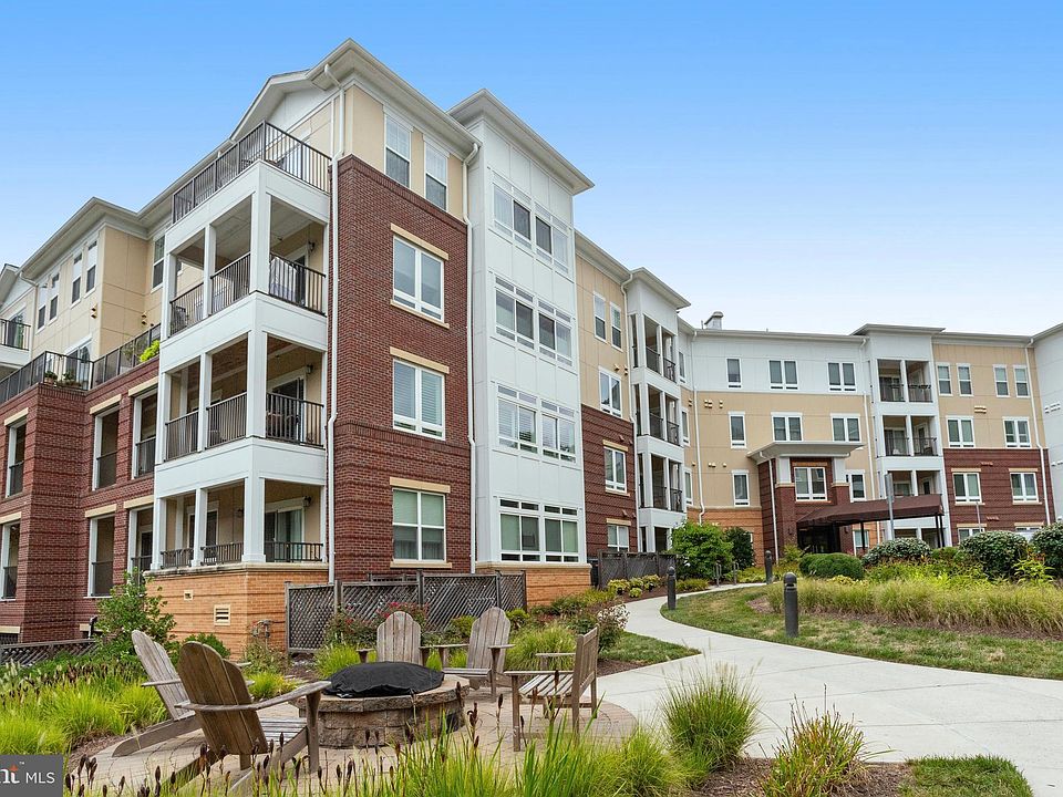 1st image of 9430 Silver King Ct Unit 307