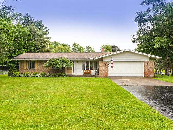 2nd image of 14 Esther Dr
