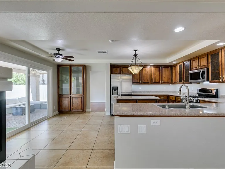 1683 Tassel Fern Ave — Photo 28
