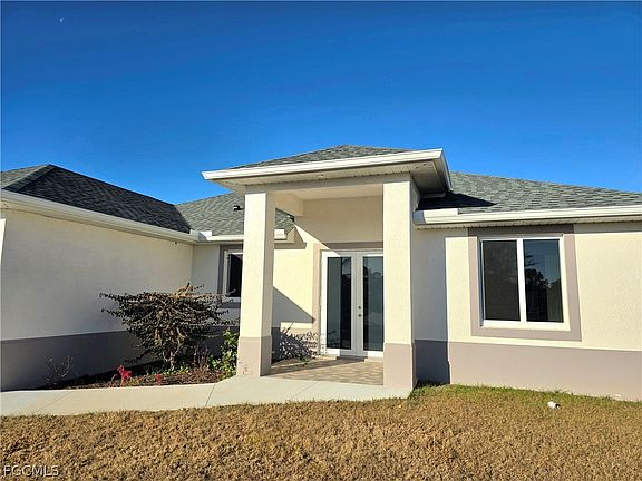 3rd image of 1219 Hibiscus Ave