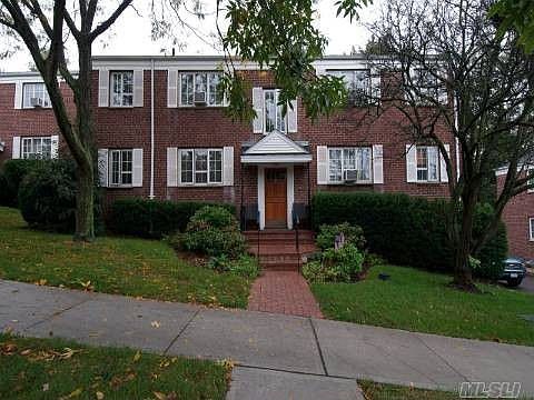1st image of 49 Nathan Hale Dr