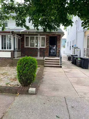 1852 E 37th St Photo 1 1852 E 37th St Photo 1