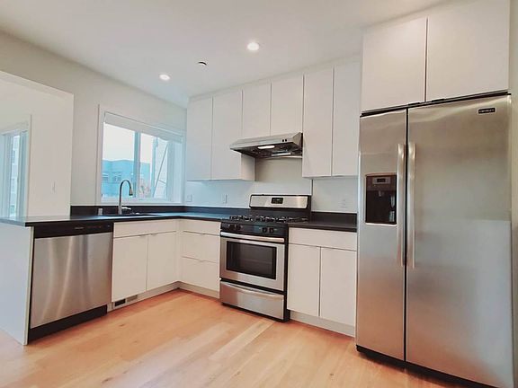 5th image of 749-753 19th Ave #749