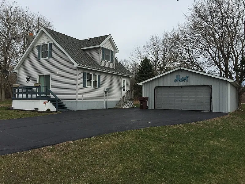 2753 E Wirbel Rd photo 1