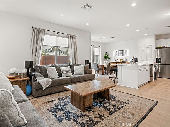 3rd image of 15980 Aventurine Ln