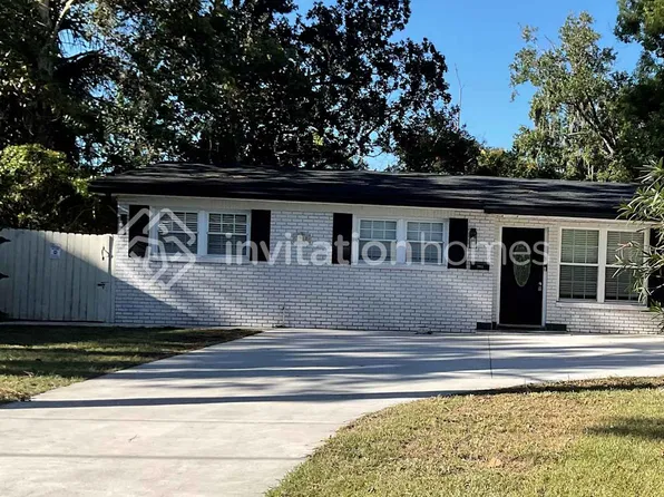 7912 Argentine Dr W, Jacksonville, FL 32217