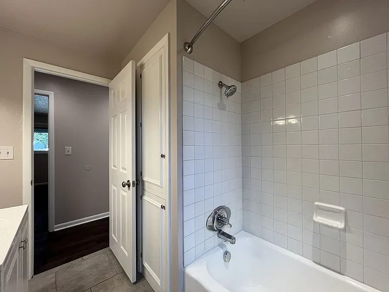 730 SE 143rd Ave — Photo 21