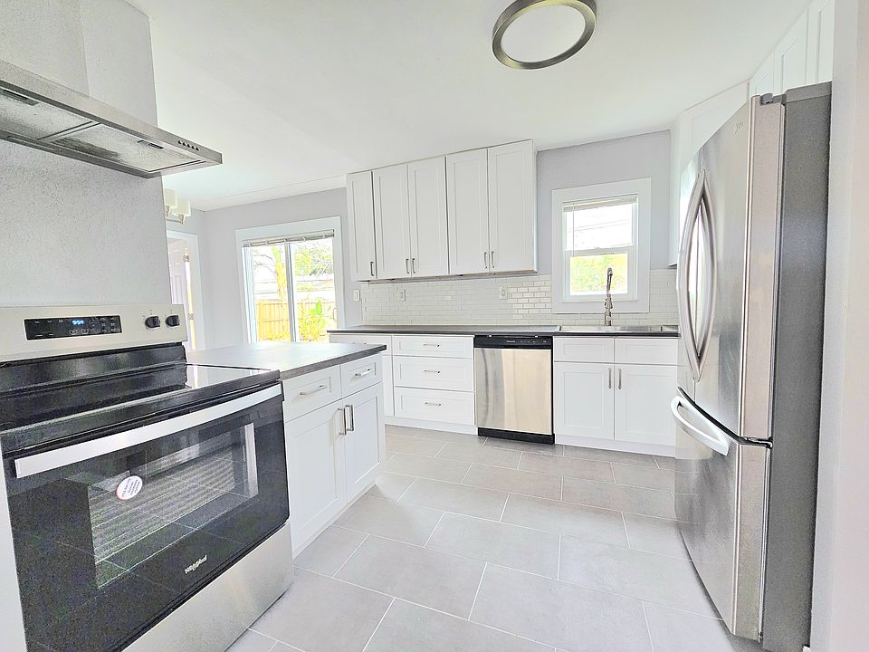 1st image of 5301 17th St N