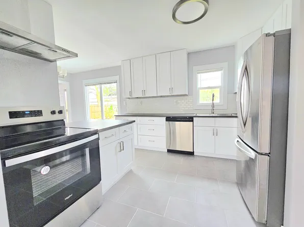 5301 17th St N, Saint Petersburg, FL 33714