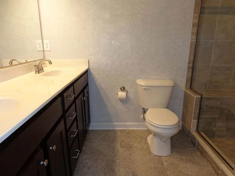 1209 Gunn Hall Dr — Photo 14