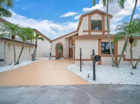 8694 Kimble Way, Boca Raton, FL