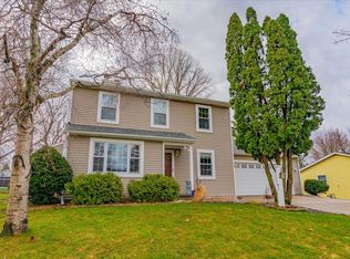 5801 Leanne Ln, Mc Farland, WI 53558