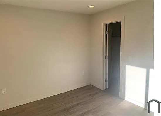 2545 E Marguerite Ave #3 — Photo 10