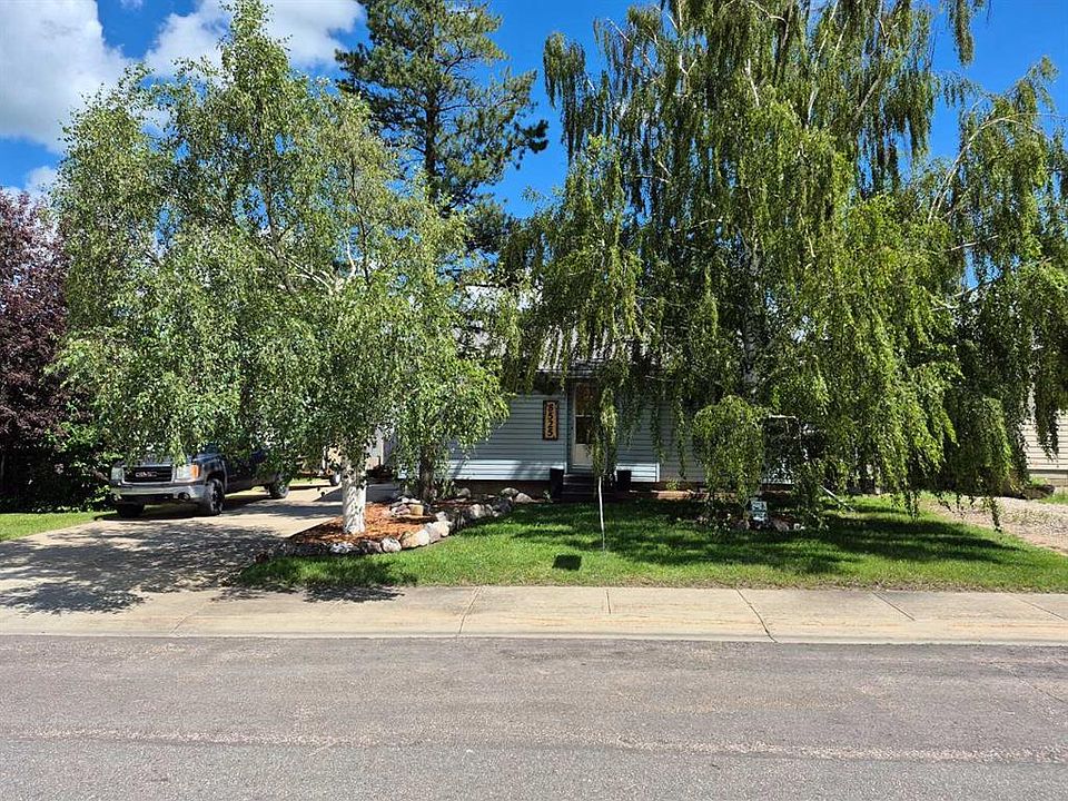 1st image of 8525 W 95th St