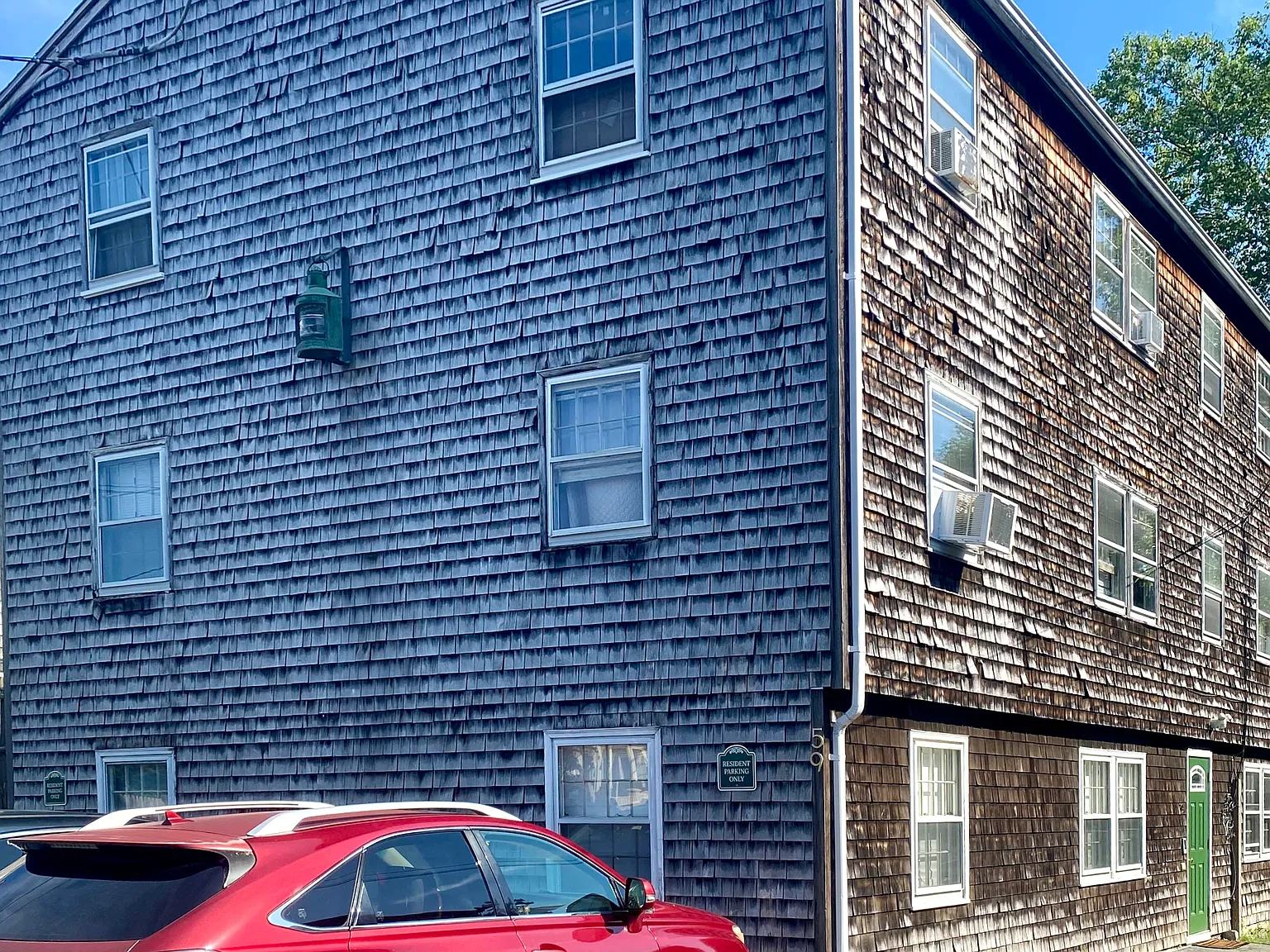 2 bed, 700 sqft, $2,250 — Photo 1