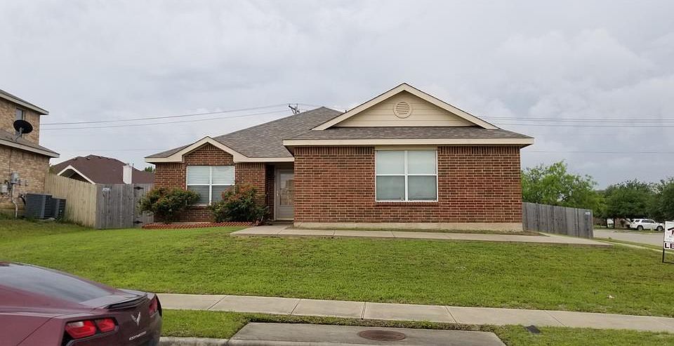 1st image of 800 Dove Meadows Dr