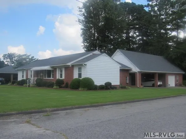 225 Woodridge Dr, Murfreesboro, NC 27855