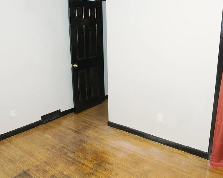 25 Lang St — Photo 14