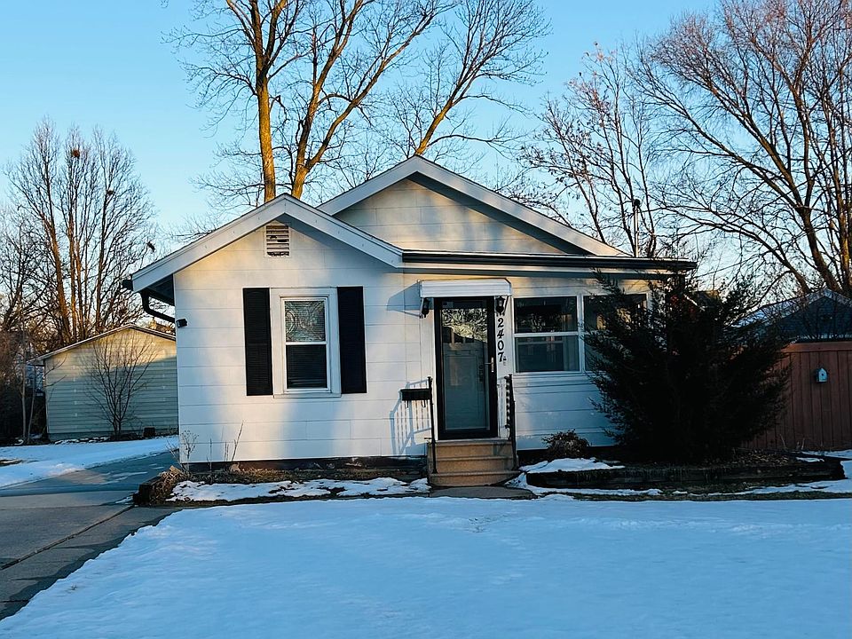 1st image of 2407 45th St