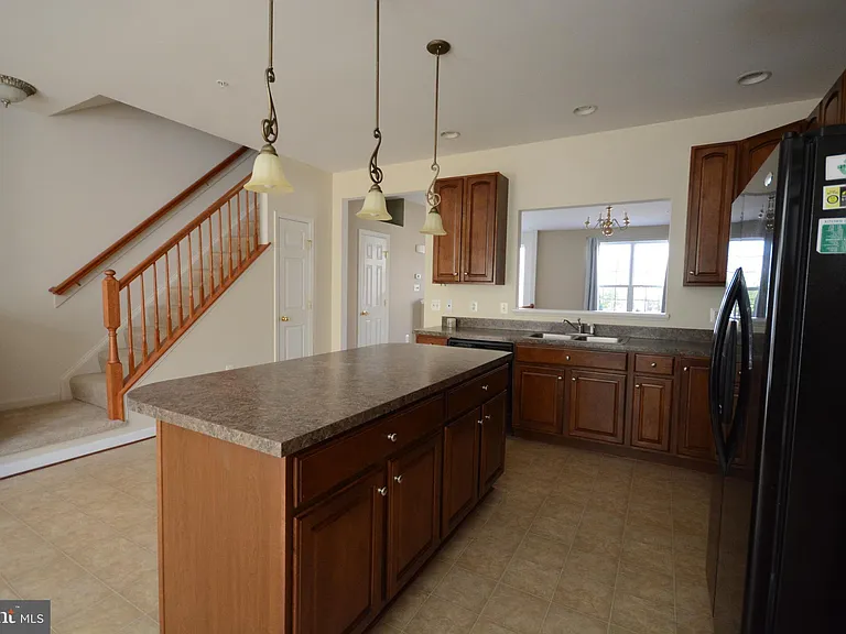 421 Green Fern Cir — Photo 8