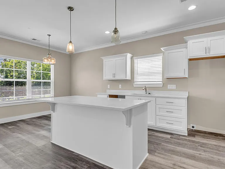 117 Traveller Ln — Photo 18