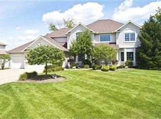 6717 Ayleshire Dr, Solon, OH 44139