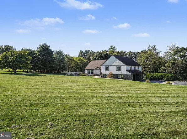 39 Morris Rd, Duncannon, PA 17020