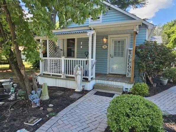 47 First St, Hillsborough Twp., NJ 08821