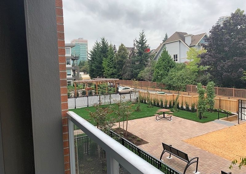 Burnaby Apartment for rent - 2 Bedrooms — photo 23