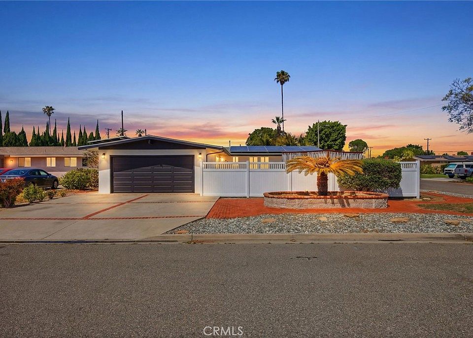 1st image of 12321 Moana Way