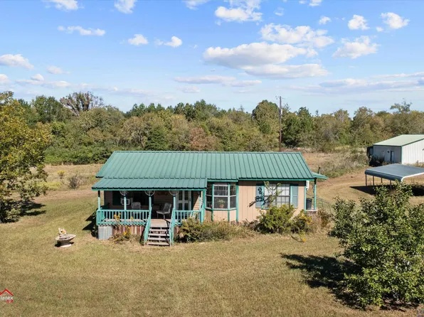 1949 County Road 426 N, Henderson, TX 75652