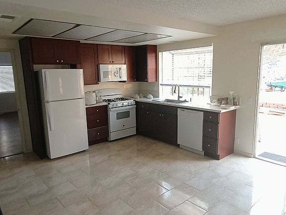 4th image of 6852 Osterling Ct